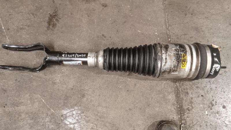 RF Strut