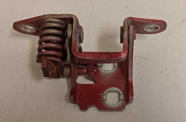 RF Bottom Door Hinge