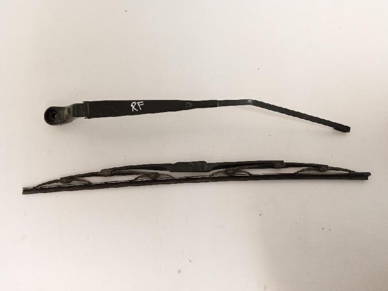 RF Wiper Arm