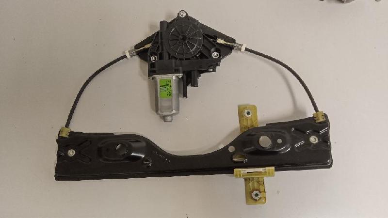 LR Door Elec Regulator