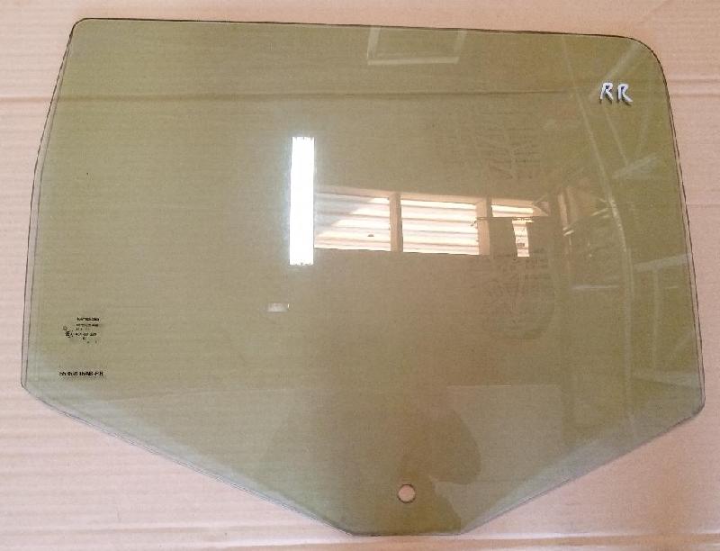 RR Door Glass