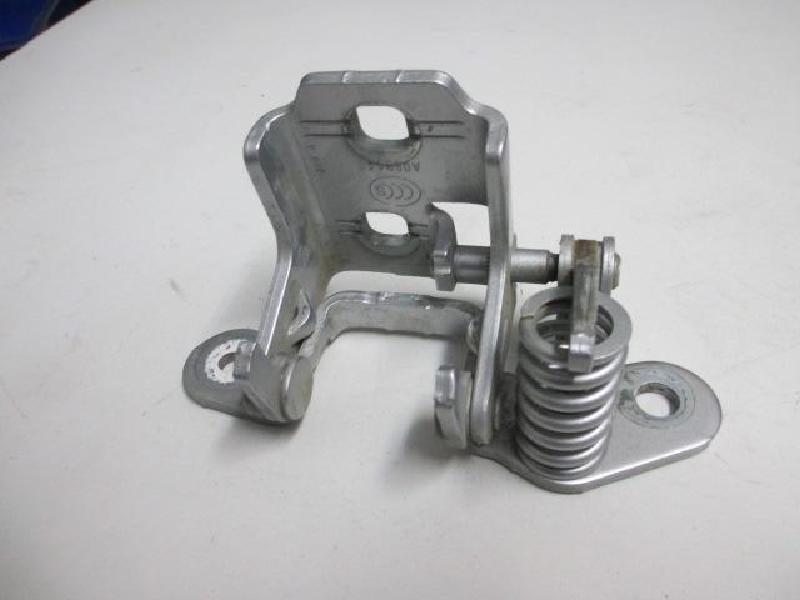 LR Bottom Door Hinge