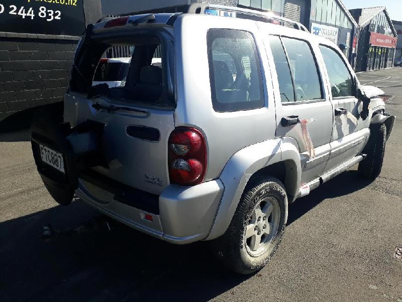 Jeep Cherokee - KJ (Liberty) 2002-2007