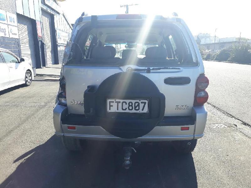 Jeep Cherokee - KJ (Liberty) 2002-2007