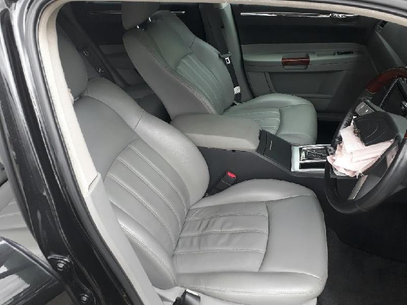 Chrysler 300C - 05-10