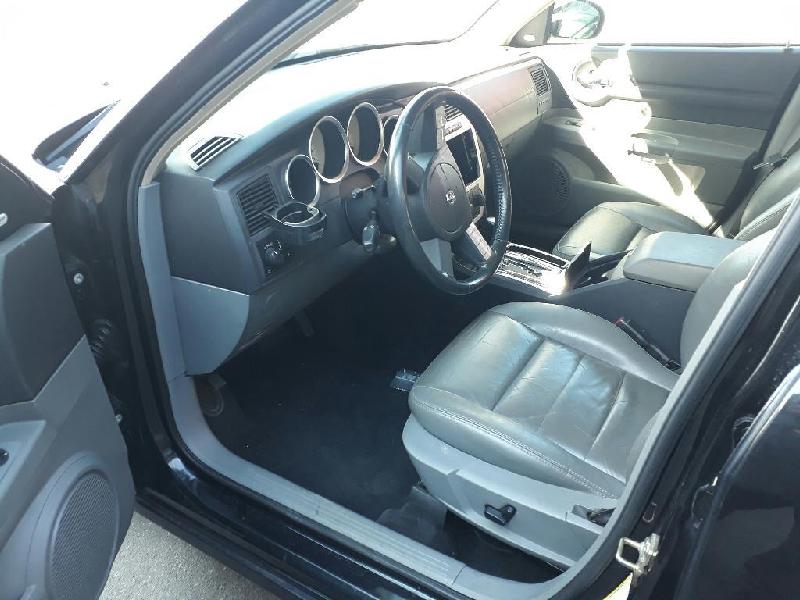 Chrysler 300C - 05-10