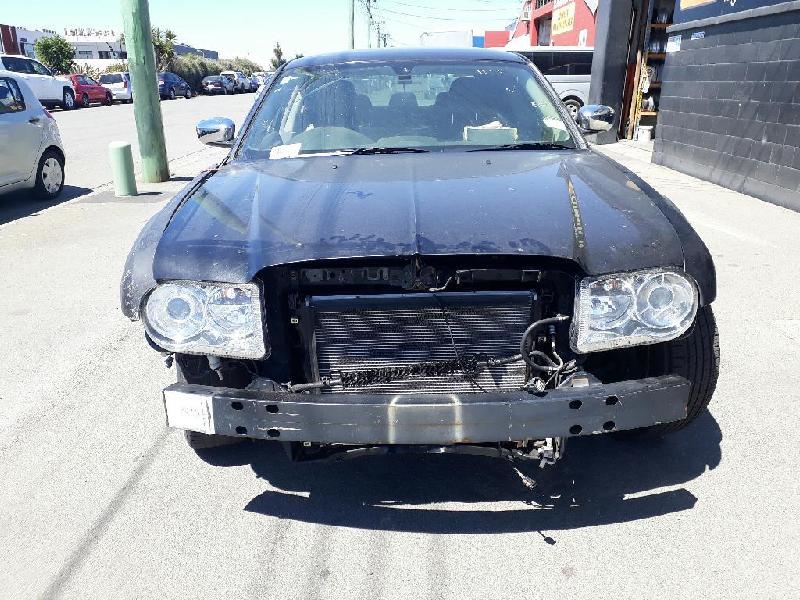 Chrysler 300C - 05-10