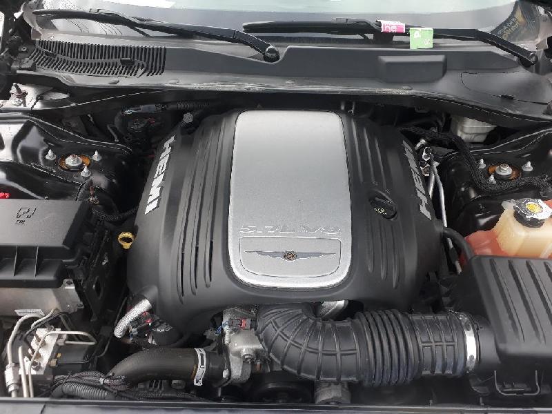 Chrysler 300C - 05-10