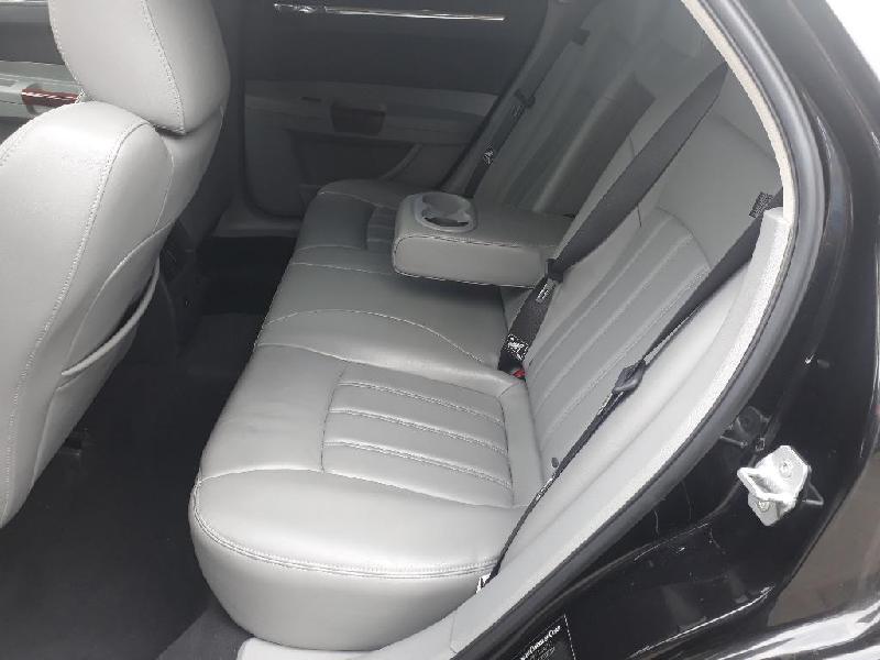 Chrysler 300C - 05-10