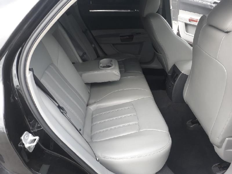 Chrysler 300C - 05-10