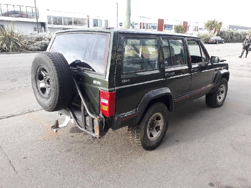 Jeep Cherokee - XJ 1990-1996