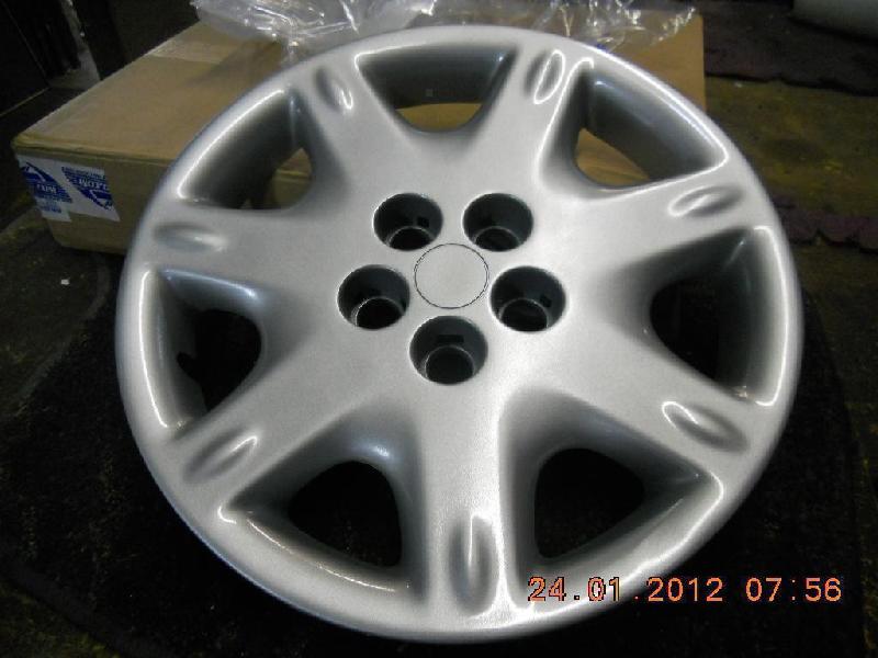 Road Wheel Hubcap