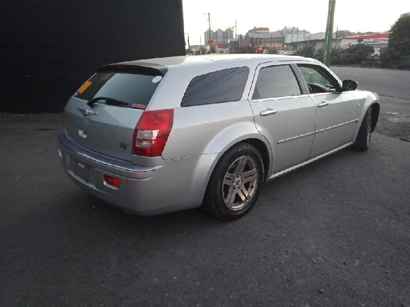 Chrysler 300C - 05-10