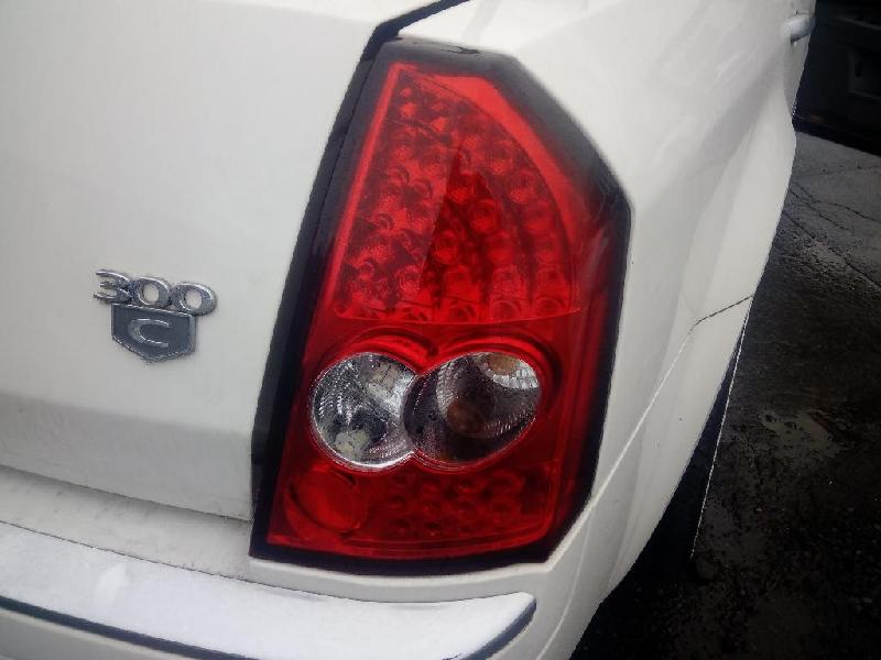 Chrysler 300C - 05-10