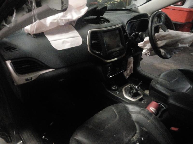 Jeep Cherokee - KL 13-