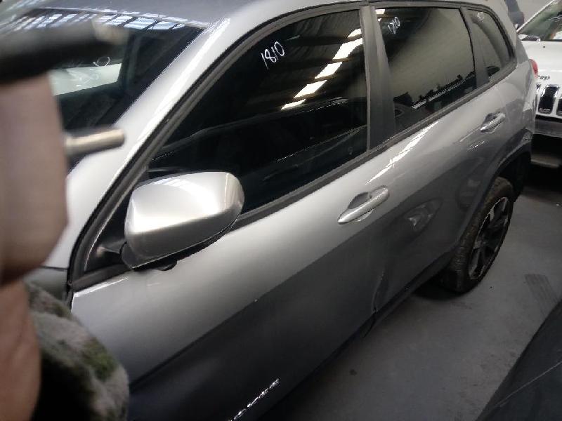 Jeep Cherokee - KL 13-