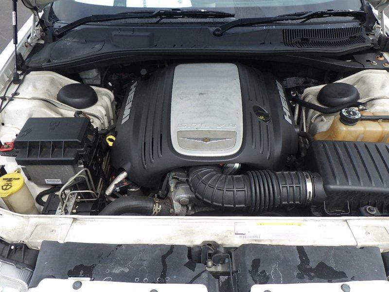 Chrysler 300C - 05-10