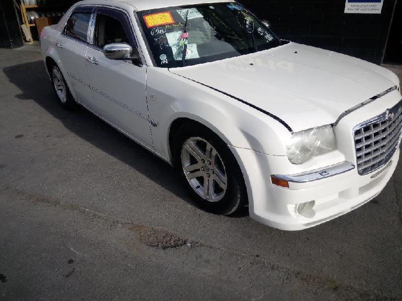 Chrysler 300C - 05-10