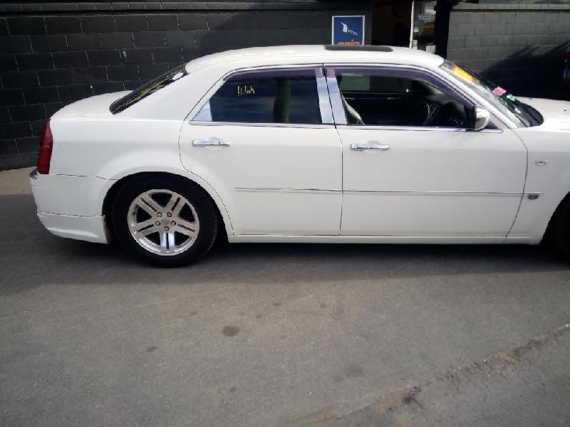 Chrysler 300C - 05-10
