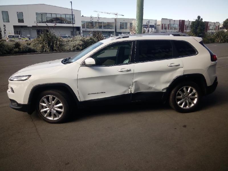 Jeep Cherokee - KL 13-