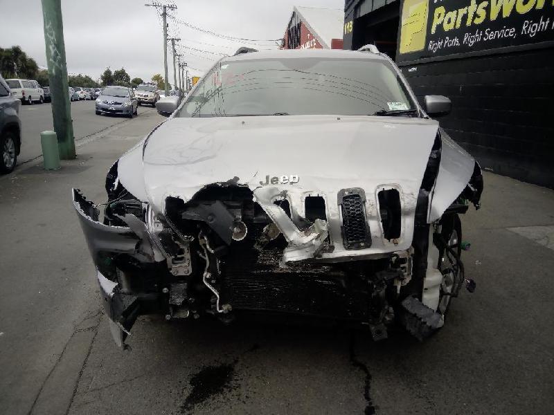 Jeep Cherokee - KL 13-