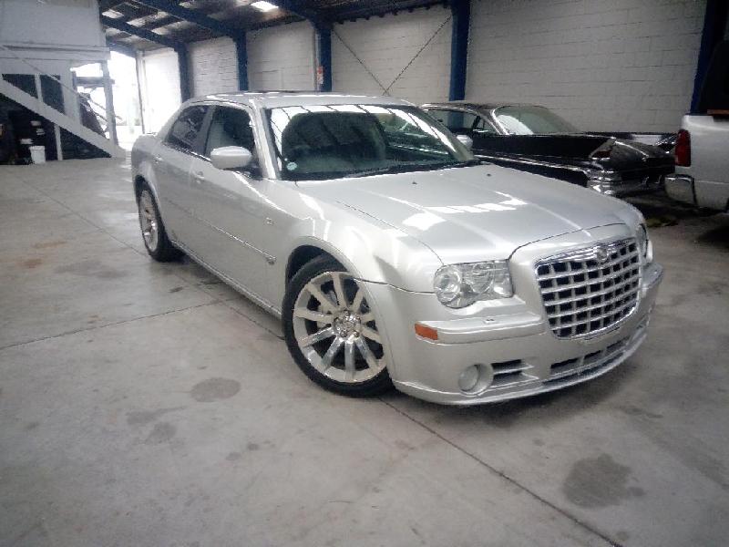 Chrysler 300C - 05-10