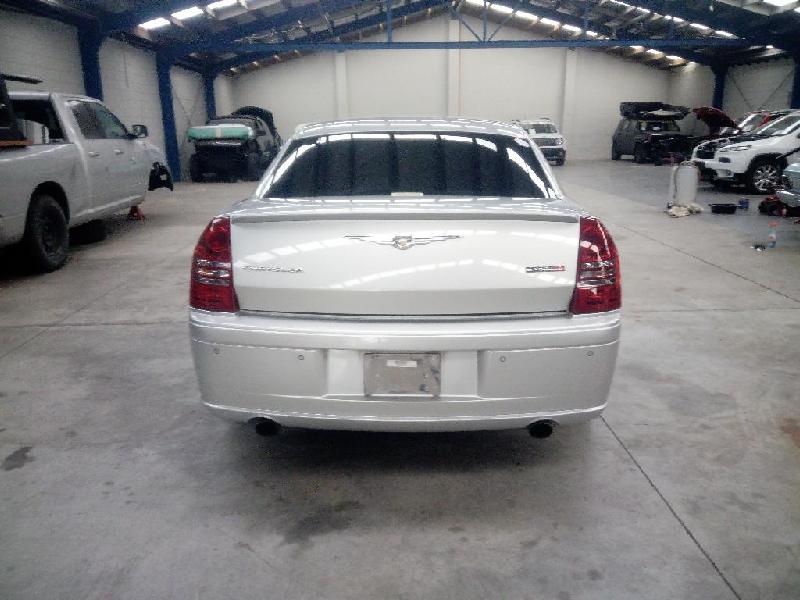 Chrysler 300C - 05-10