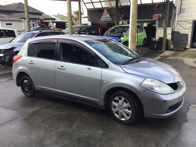 Nissan Tiida - C11 2004-2012