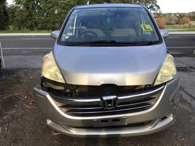 Honda Stepwagon - RG1