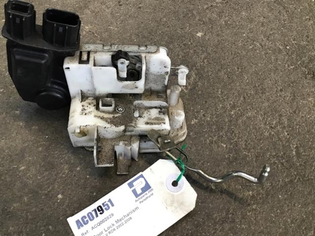 Lr Door Lock Mechanism