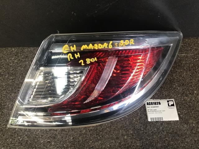 R Tail Light