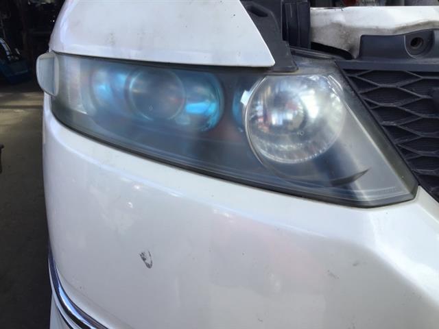 R Headlight
