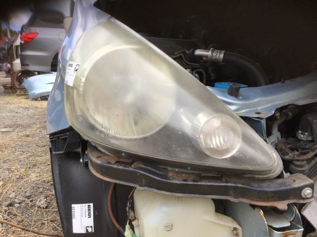 R Headlight