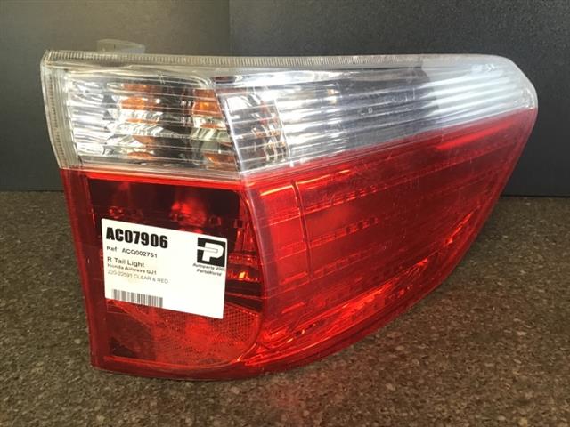 R Tail Light