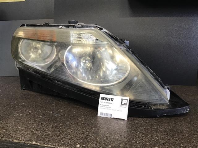 R Headlight