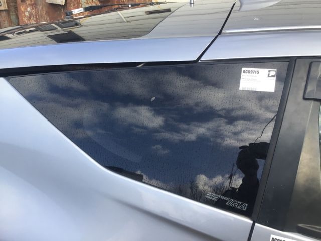 Rr Cargo Glass