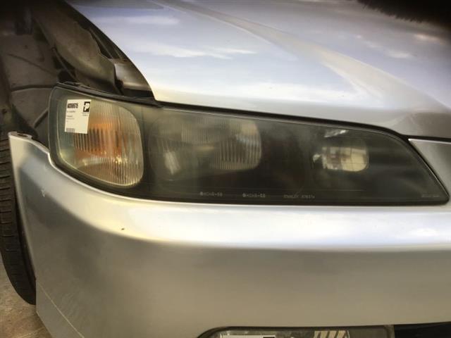 R Headlight