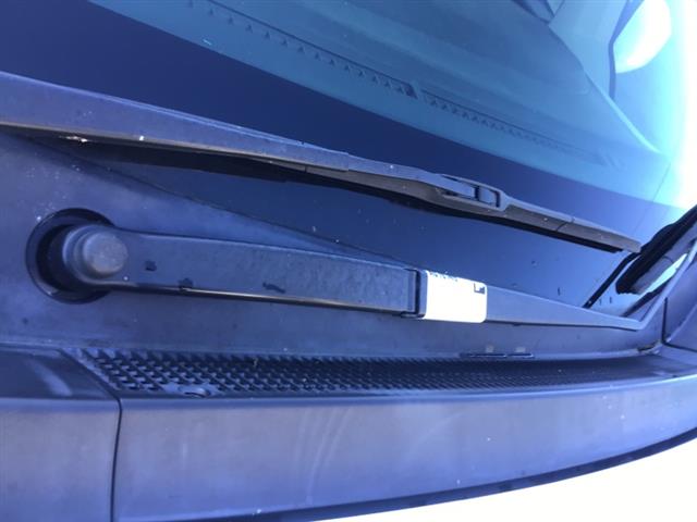 Lf Wiper Arm