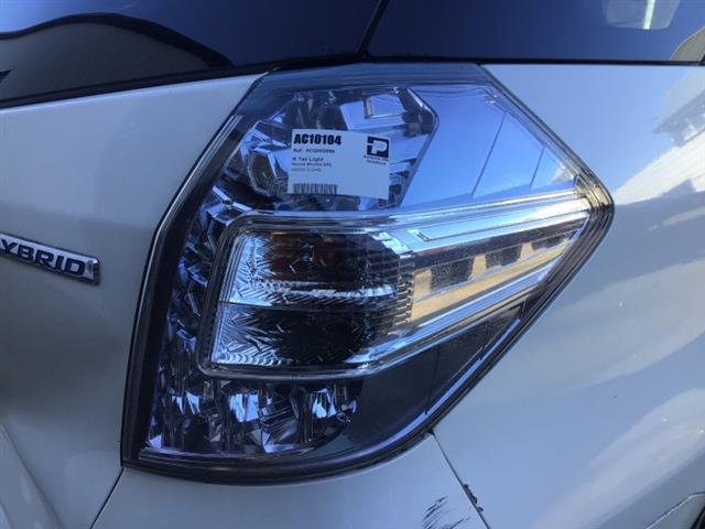R Tail Light
