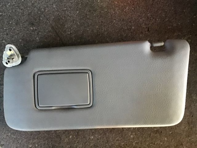 Rh Sunvisor