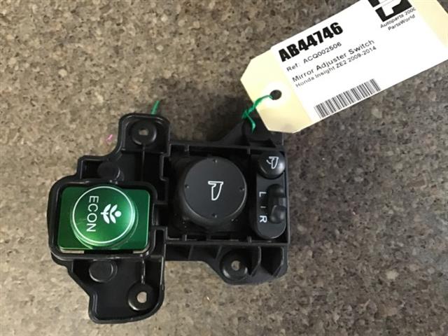 Mirror Adjuster Switch