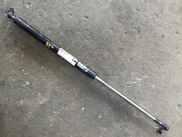 R Tailgate Strut
