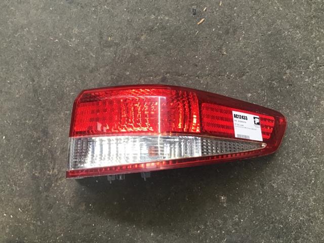 R Tail Light