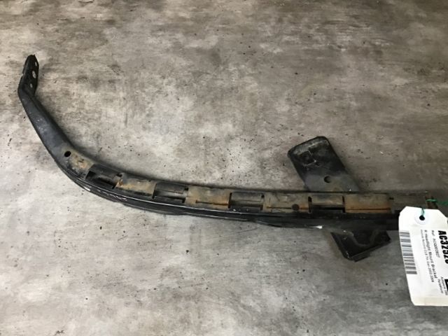 R Headlight Mount Bracket