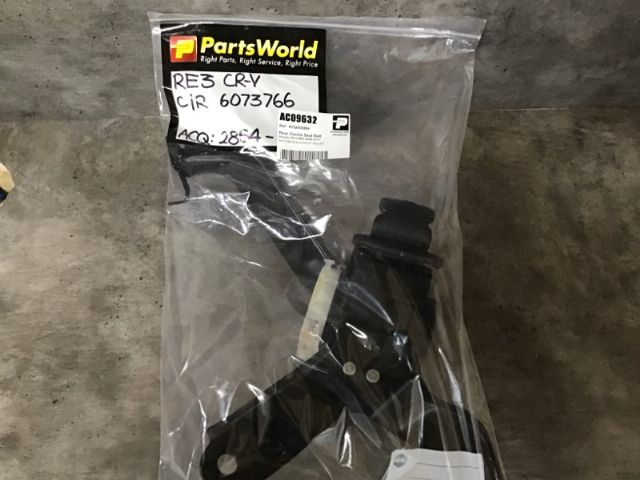 Rear Centre Seat Belt