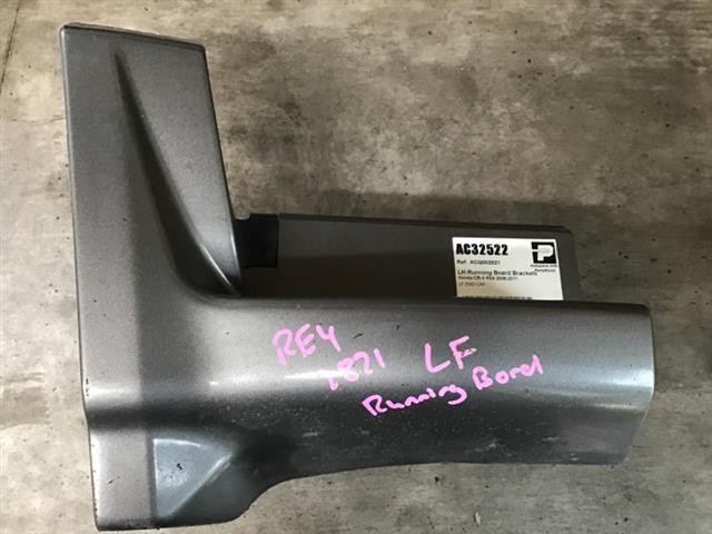 Lh Running Board Brackets