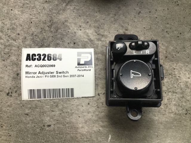 Mirror Adjuster Switch