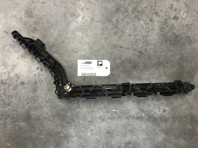 Lr Bumper Retainer