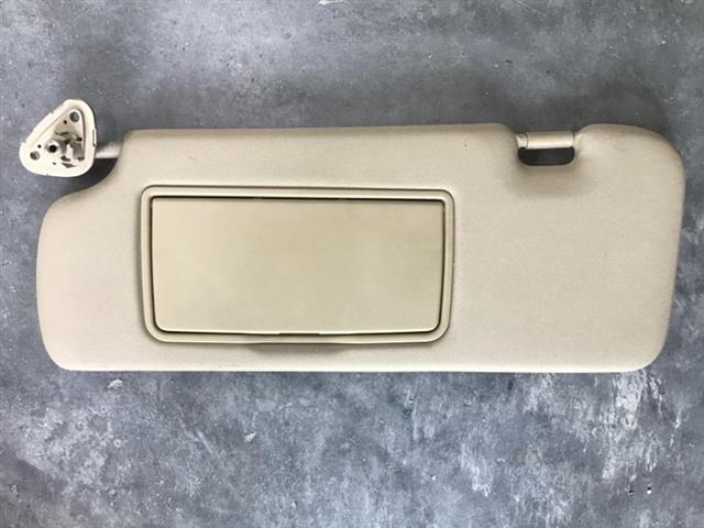 Lh Sunvisor
