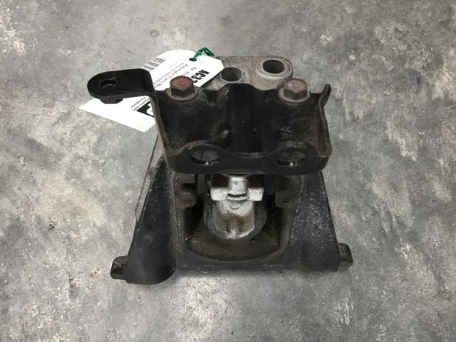 Automatic Trans Mount